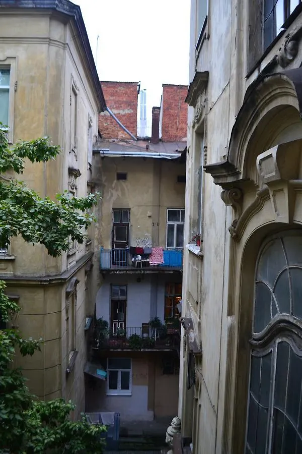 Leosphere Hostel Lviv